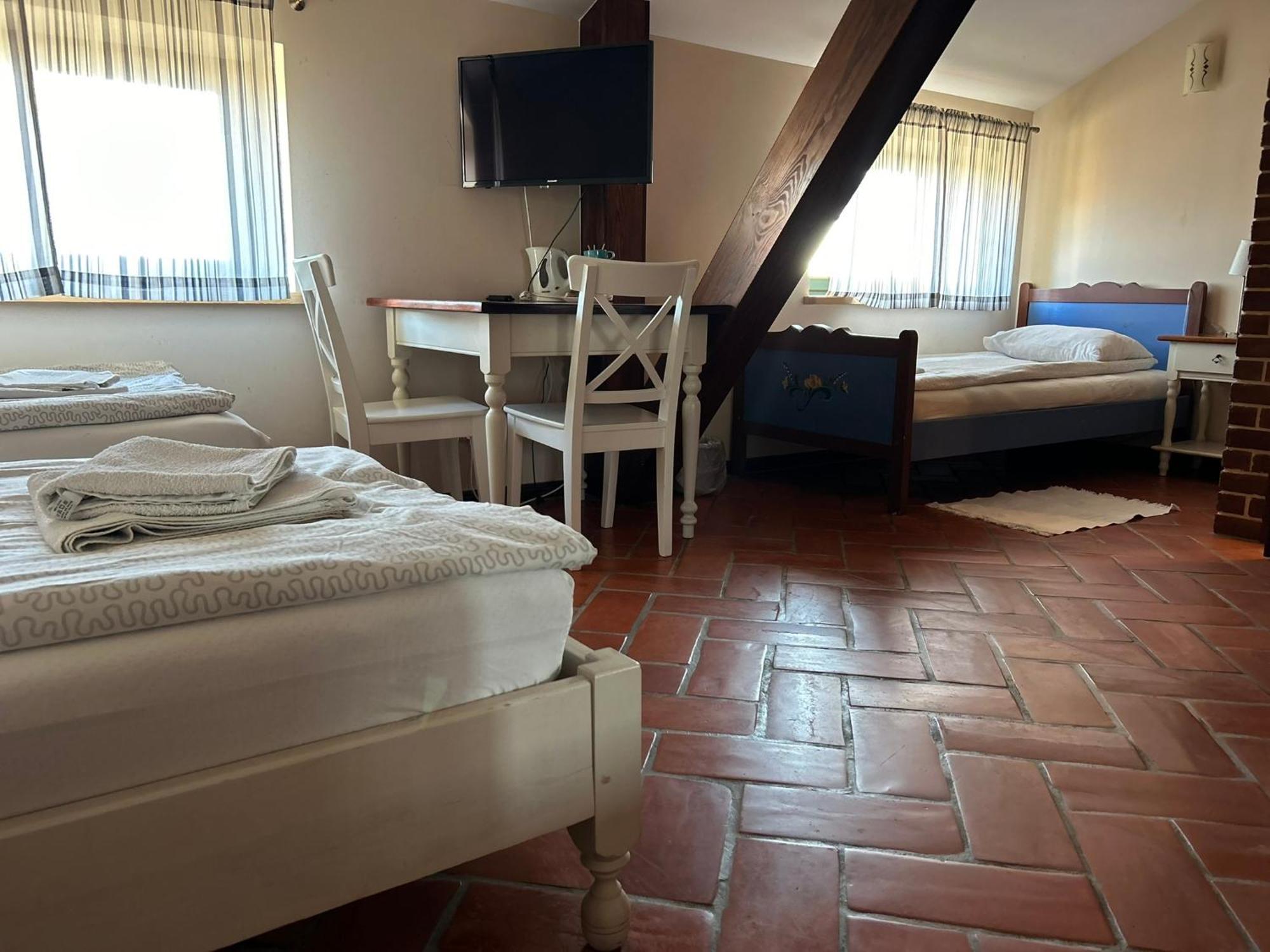 Folwark Milkowiec Farm stay *